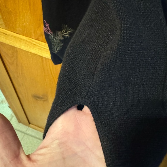 Embroidered Christmas Sweater - Picture 9 of 10